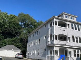 34 Woodford St APT 1, Worcester, MA 01604