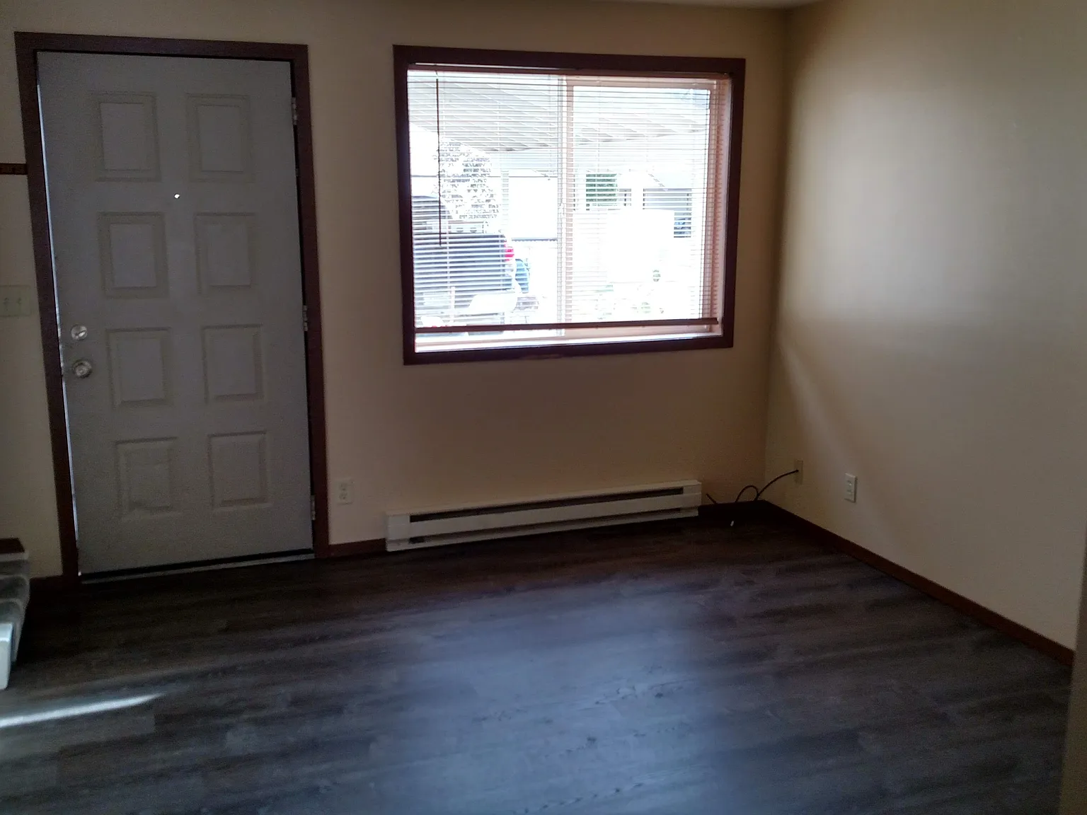 25 Martha — Photo 3