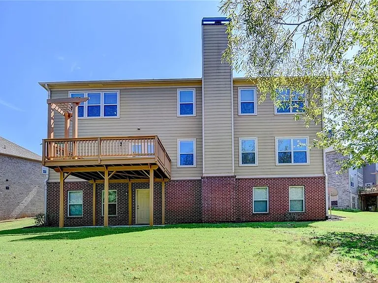 4805 Shelbourne Dr — Photo 76