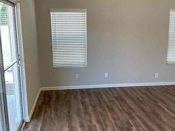 4th image of 8612 W Windsor Dr