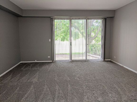 2nd image of 1519 Golfview Dr