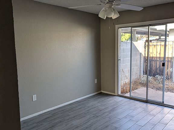 4th image of 3402 N 32nd St Unit 123