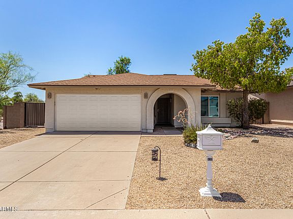 2nd image of 820 N 85TH Street