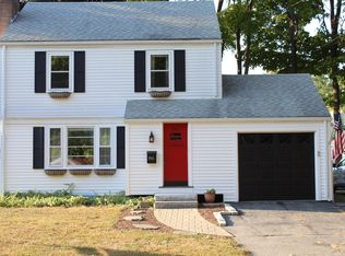 86 Mishawum Rd, Woburn, MA 01801