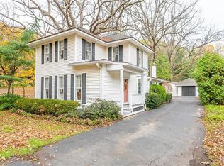 16 French Rd, Rochester, NY 14618