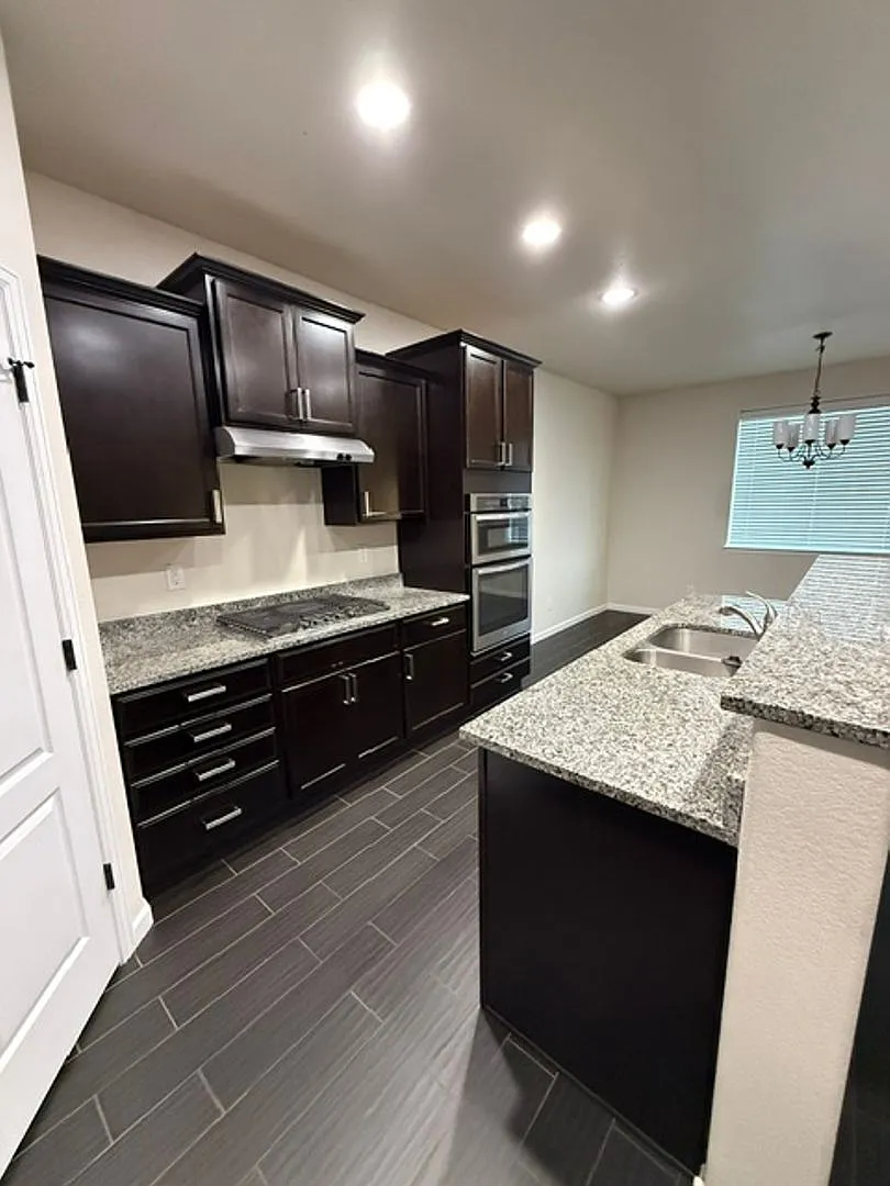 4-Bedroom, 2 Bath Single Family for Rent in Elizabeth, CO| Attached 2 Car- Garage & Modern Kitchen — Photo 3