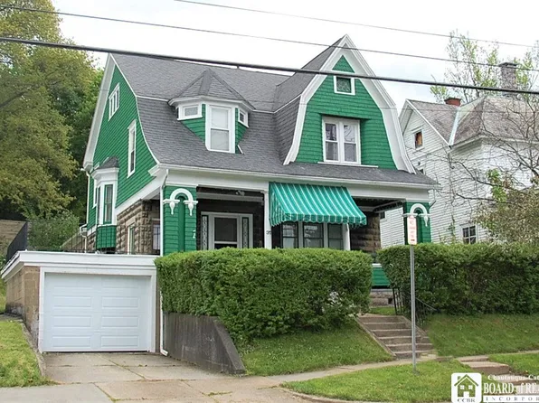 37 Maple St, Jamestown, NY 14701