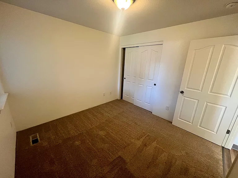 3151 Forest Hills Dr — Photo 10