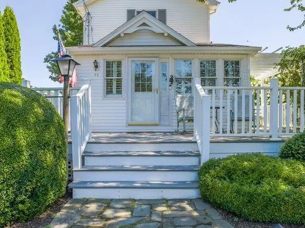 55 Langworthy Avenue, Stonington, CT 06378