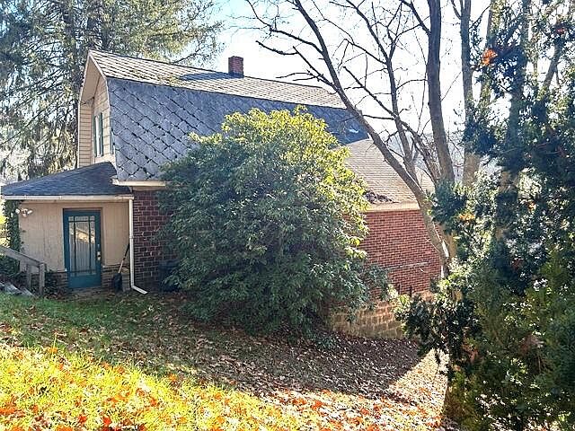 1st image of 65 Spruce Ln