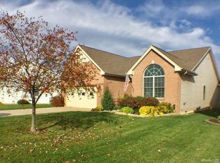 4904 Park Place Blvd, Sylvania, OH 43560