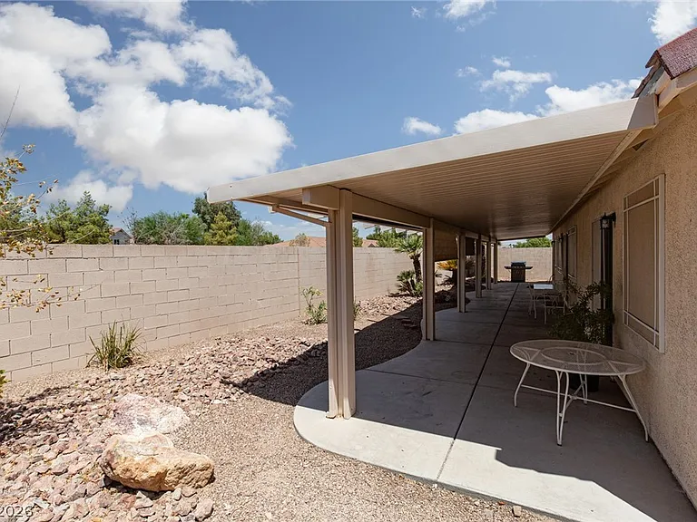 327 Perry Ellis Dr — Photo 34