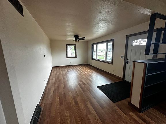 5th image of 357 Terrace Dr
