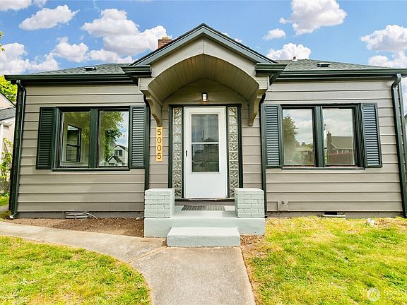 4th image of 5005 Yakima Avenue