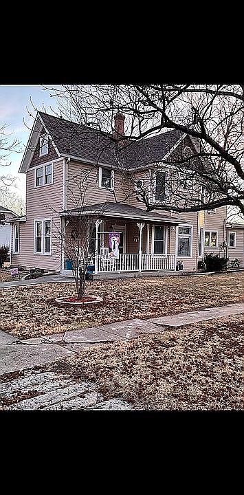 1st image of 319 Logan St