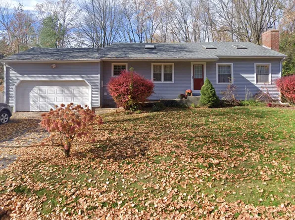 31 Hullcrest Ln, Shelburne, VT 05482