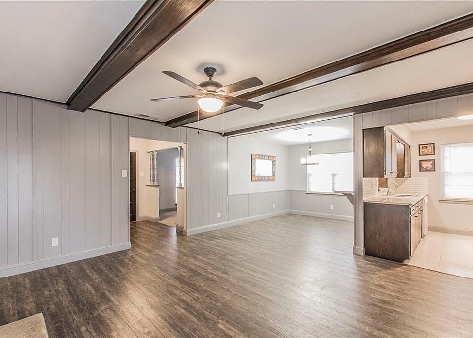 1st image of 4017 Cornell Dr