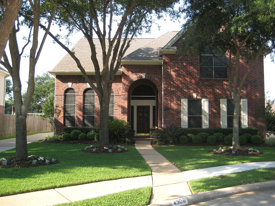 1st image of 4906 Winding River Dr
