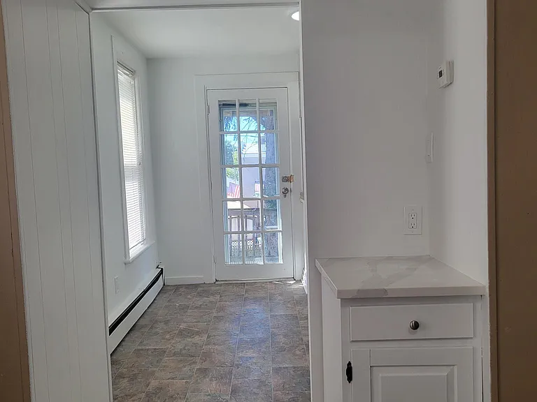 67 James St #2 — Photo 5