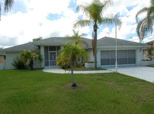 207 Fairway Rd, Rotonda West, FL 33947
