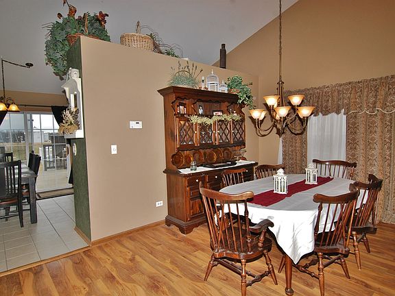 2nd image of 3011 Blandford Ct