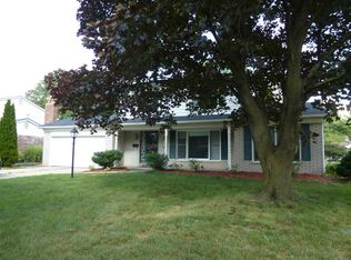 5130 Babbit Dr, Troy, MI