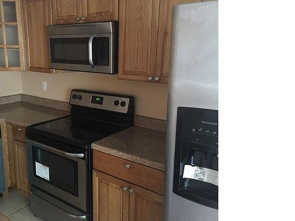 2nd image of 6874 Parc Brittany Blvd