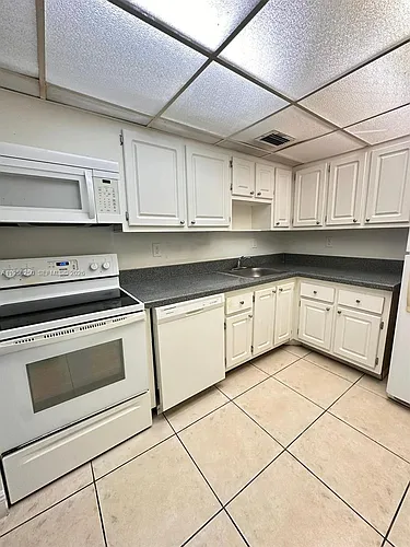 1805 Sans Souci Blvd Photo 1
