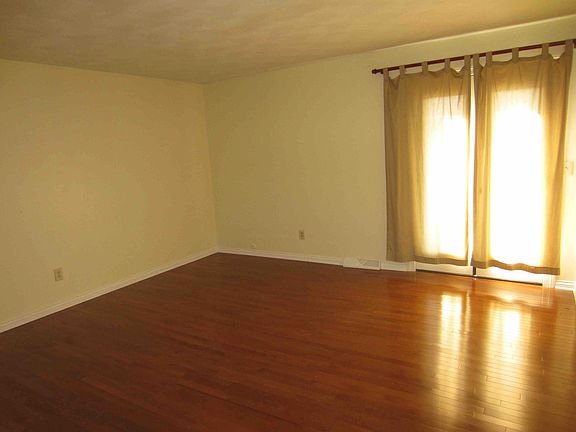 4th image of 5630 Ironwood Ct