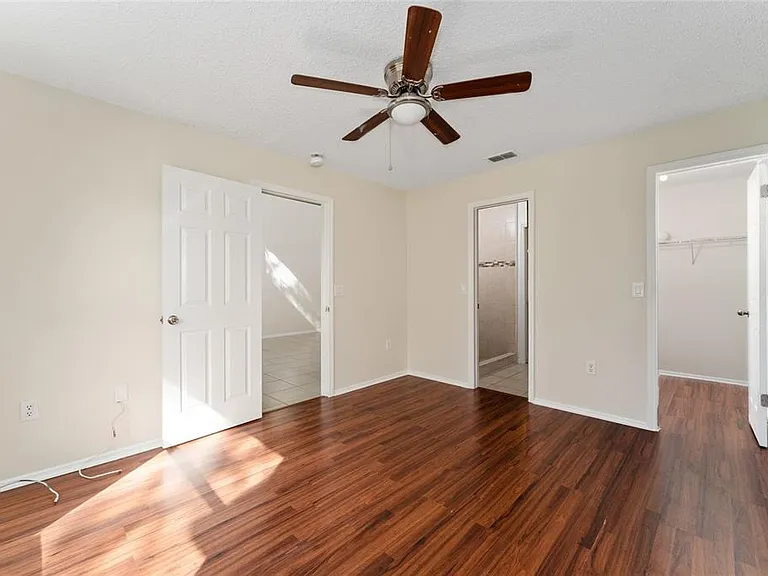 1220 Garden Isle Ct — Photo 16