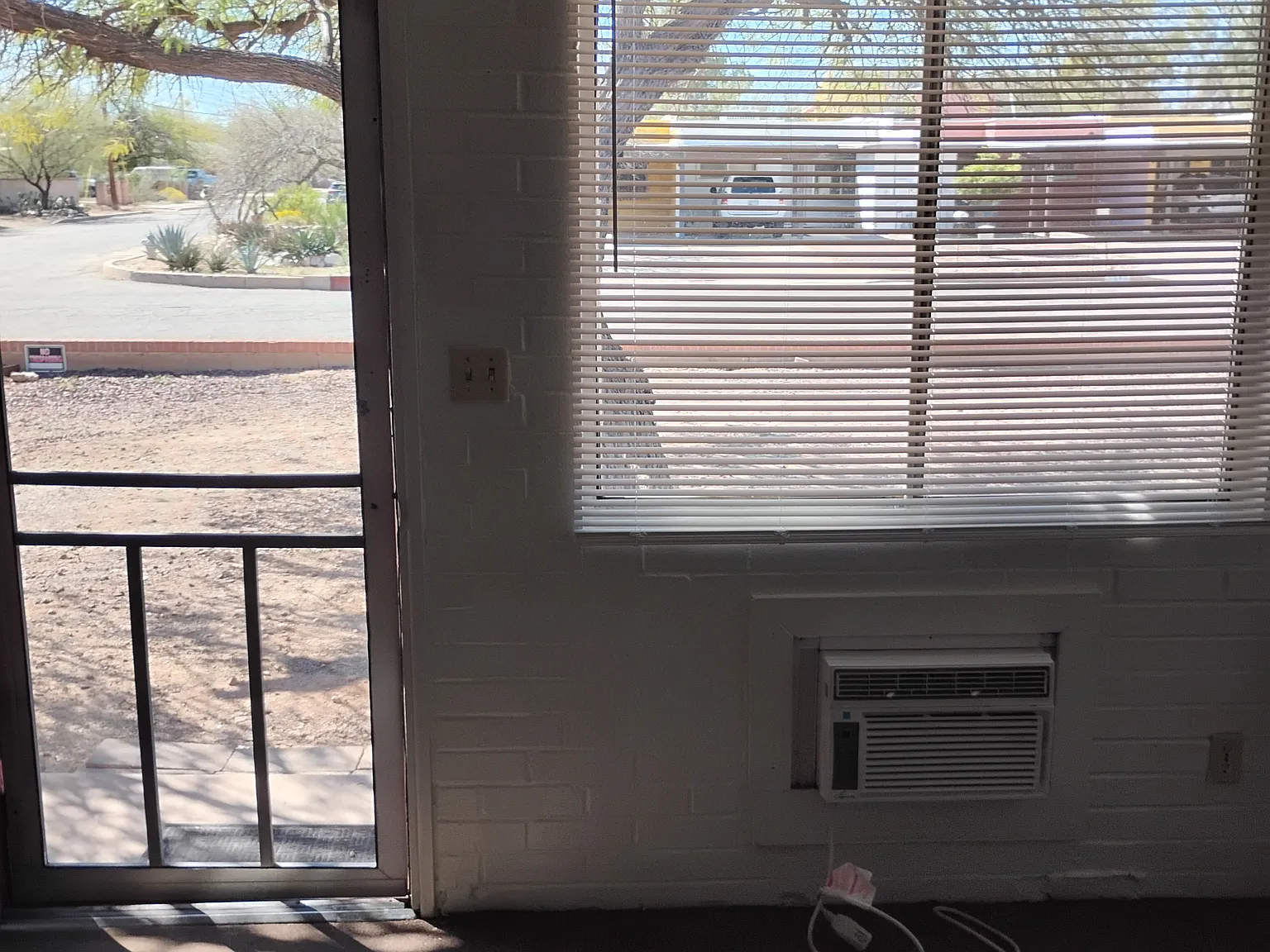 E Hedrick Dr, Tucson — Photo 2