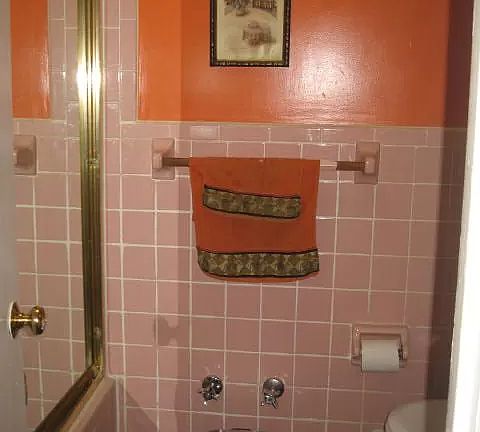 5th image of 11039 Saultell Ave