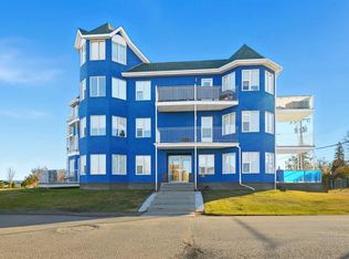 5135 SW Lakeshore Dr #208, Sylvan Lake, AB T4S1E2