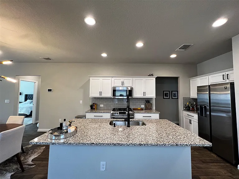 13906 Levy Ln — Photo 3