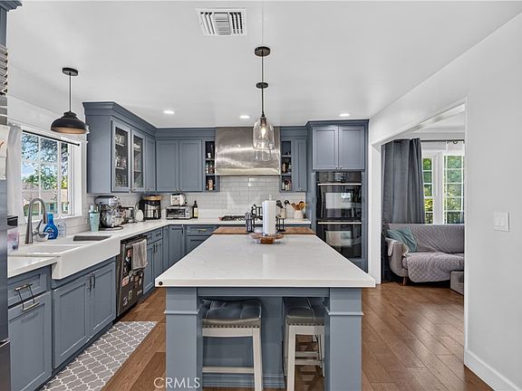 5th image of 8638 Calmosa Ave
