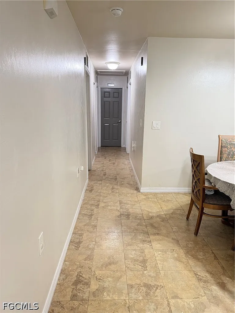 4 bed, 2.0 bath, 1469 sqft, $1,950 — Photo 3