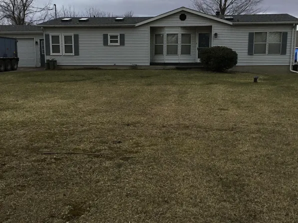 54081 Chesterfield Rd, Chesterfield, MI 48051