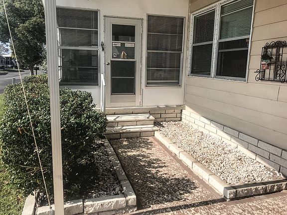 4th image of 7915 Medusa Dr