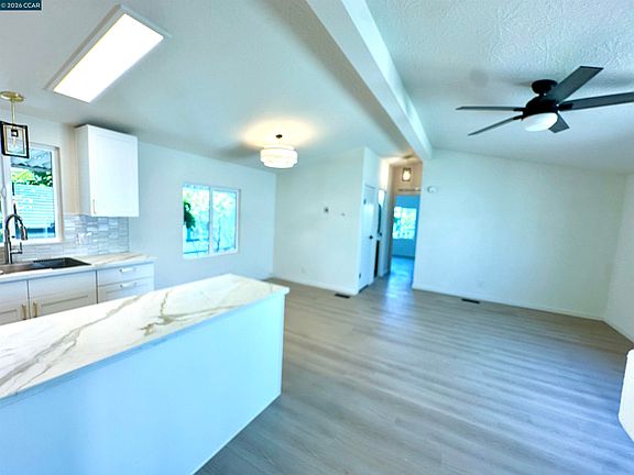 3rd image of 60 Wilson Way Space 4