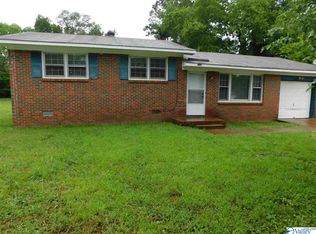 4808 Lumary Cir NW, Huntsville, AL 35810