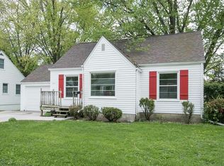 821 27th St NE, Cedar Rapids, IA 52402