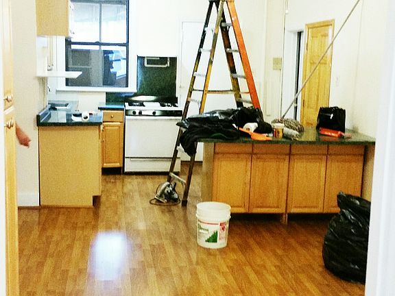 4th image of 3177 44th St #1L