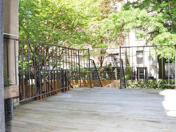 2nd image of 33 Schermerhorn St APT 2