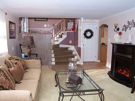 4th image of 35 Brookvale Ln