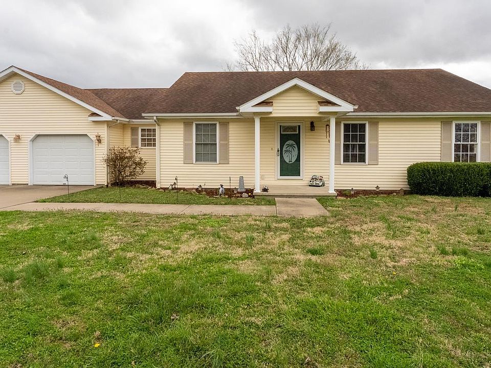 1512 Laura Ln, Herrin, IL 62948 Zillow