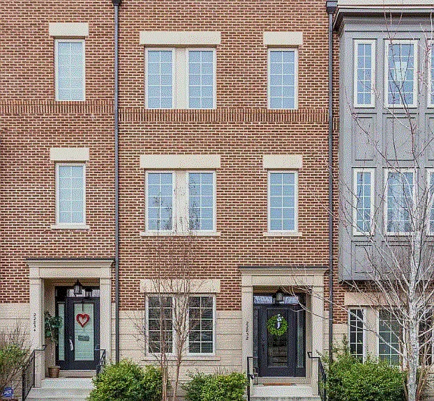 22832 Goldsborough Ter — Photo 1