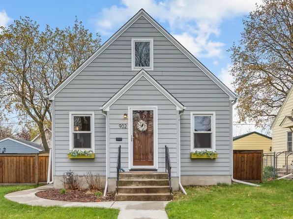 902 Orange Ave E, Saint Paul, MN 55106
