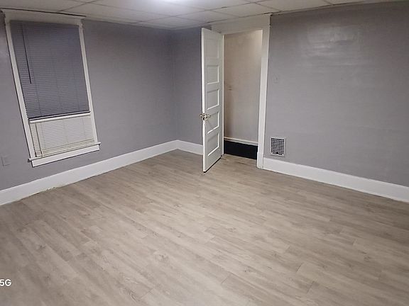 5th image of 550 Freeman St NW #554