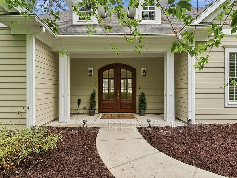 505 Stonemarker Rd — Photo 5