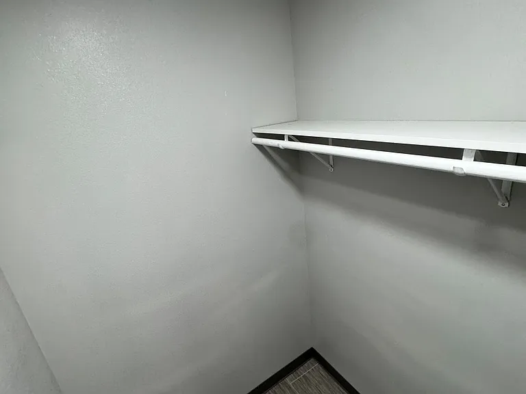 Taylor's Place Apartments — Photo 11